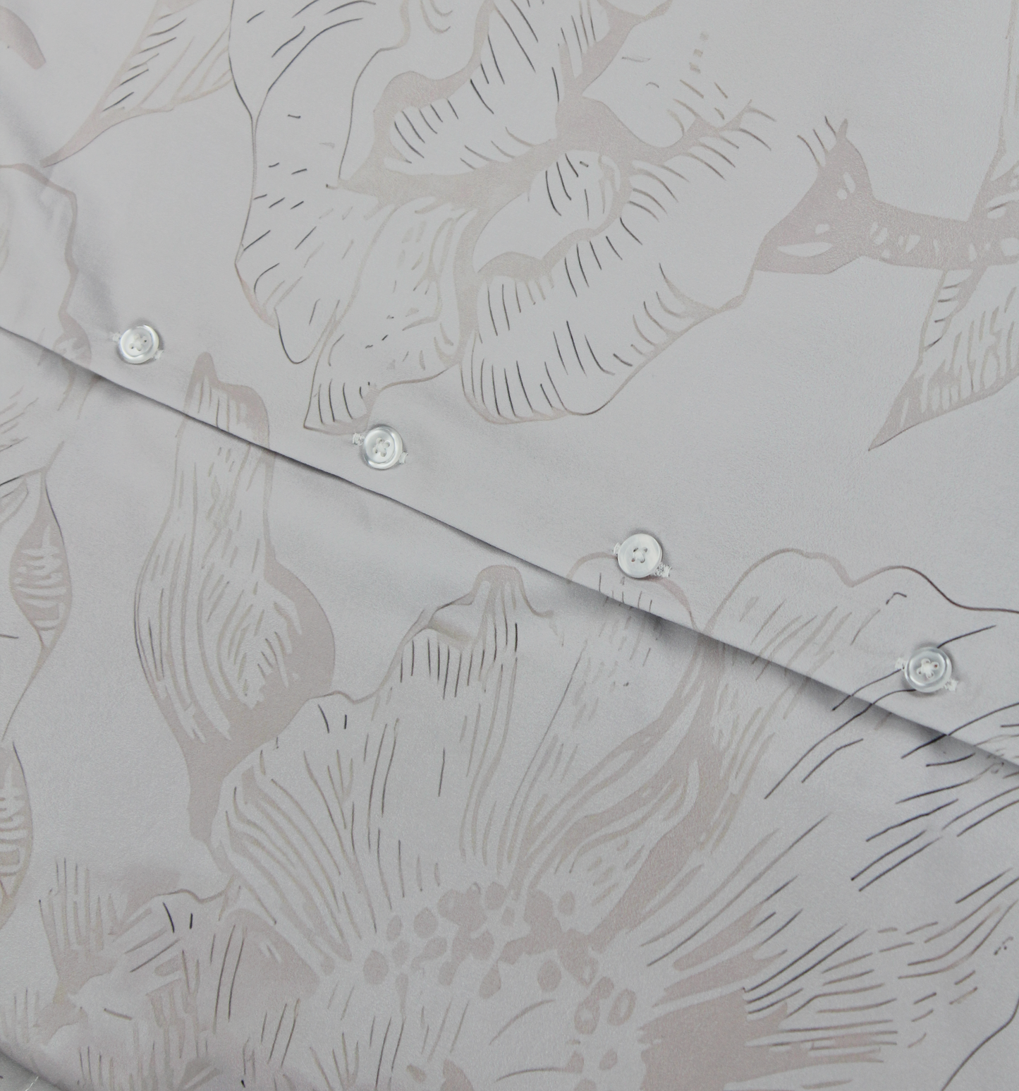 LIGHT CONTRAST FLORAL EVERE COLLAR